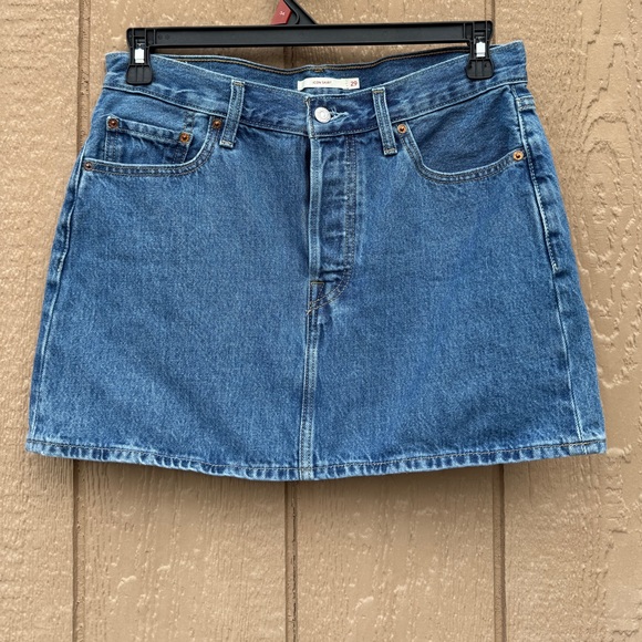 ICON Dresses & Skirts - Levi's Icon Skirt A-Line Denim Blue Short Size 29 Button Pockets Logo Accents